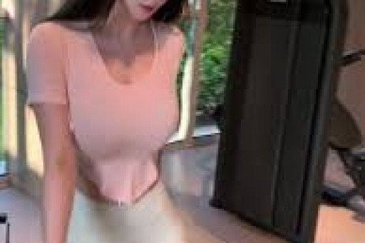 满嘴谎线岁路都走不稳却一票难求还演短剧女主