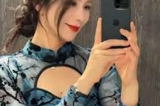 孟美岐“每天只睡半小时”人设翻车？深扒内娱明星的“努力陷阱”与舆论围剿