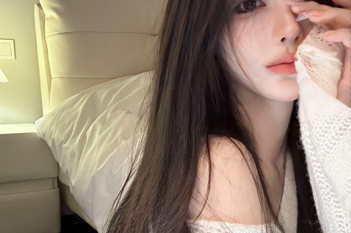 韩星李彩琳被指在上海时尚活动现场耍大牌网友评论很犀利